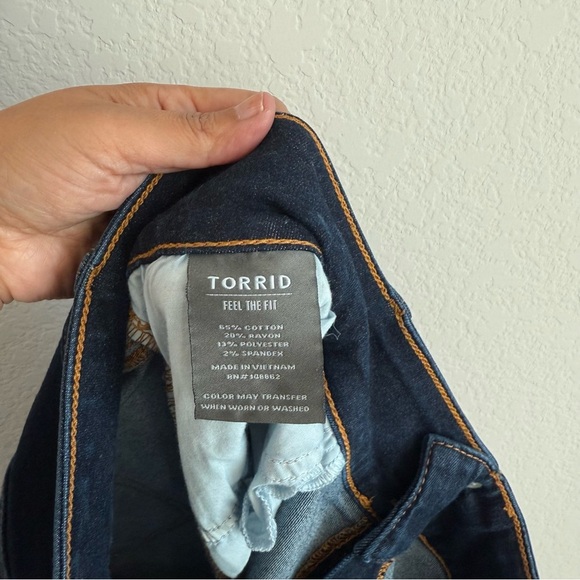 Torrid Jeans Women’s 24T Super Soft Jegging Blue Stretch Cotton Denim Plus Size - Picture 11 of 13